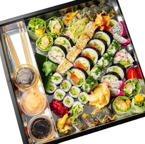 Pudełko papierowe na sushi 32x32x5cm czarne-srebrne+przekładka (2).webp