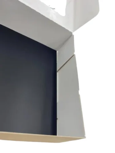 Wkładka czarna do pudełka na Sushi 26x19x5cm widok z boku.webp