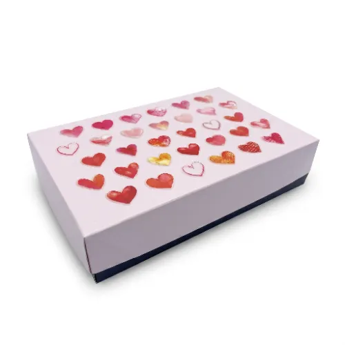 Pudełko papierowe na sushi z wkładką na romantyczny wieczór 30x22x5cm.webp